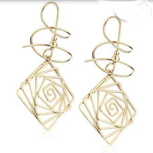 Elegant Gold Spiral Earrings